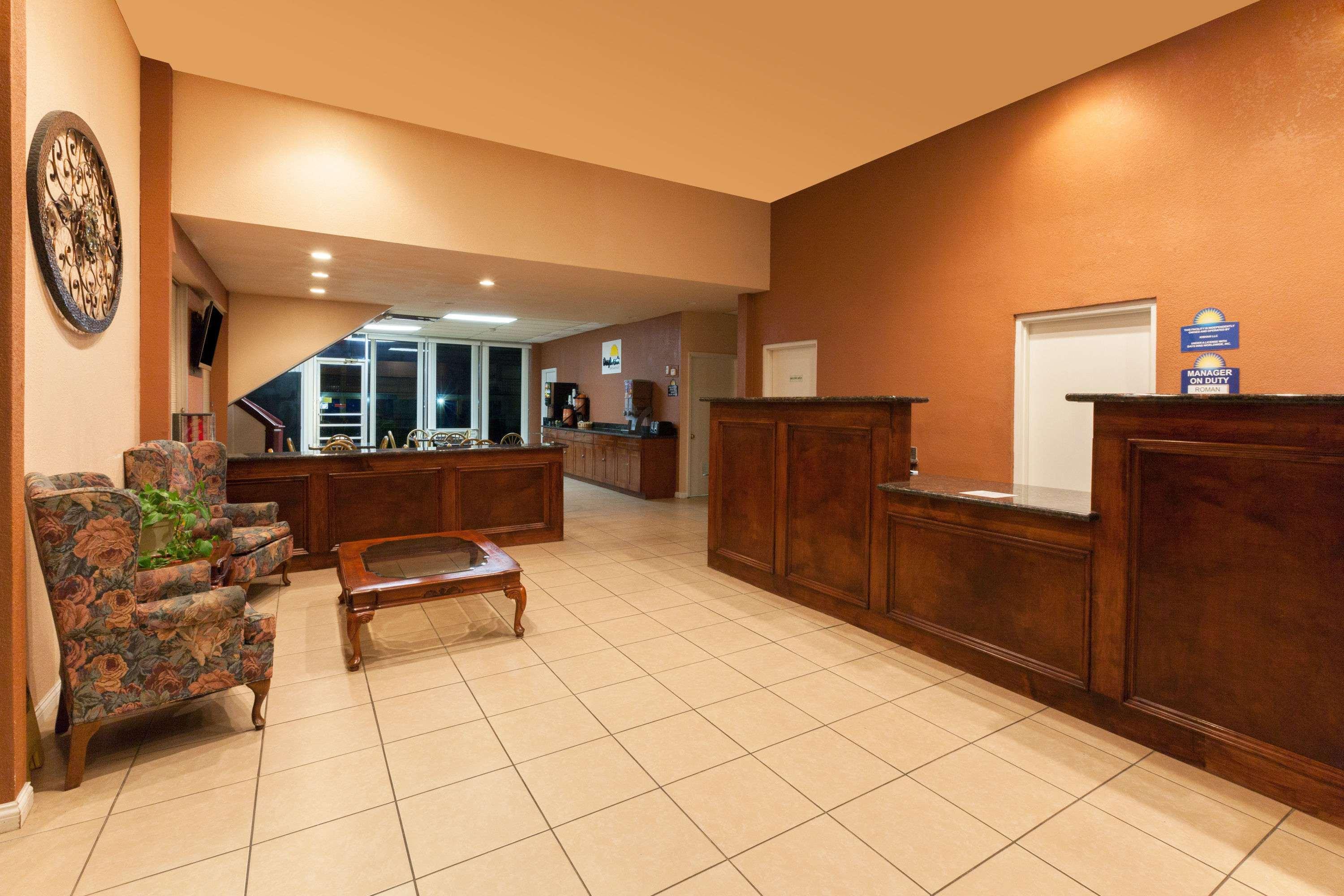 Days Inn By Wyndham Oklahoma City Fairground Eksteriør billede
