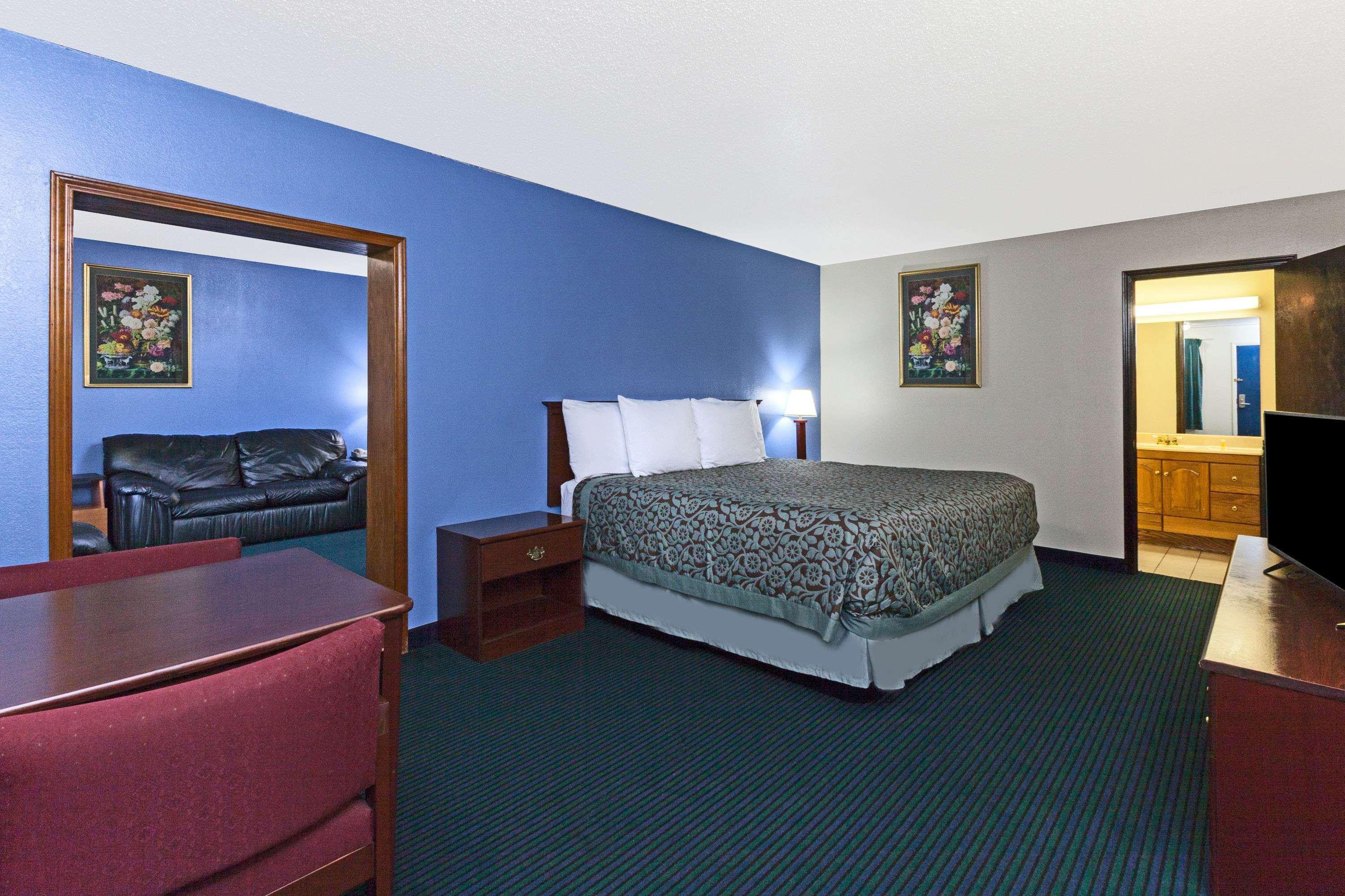 Days Inn By Wyndham Oklahoma City Fairground Eksteriør billede