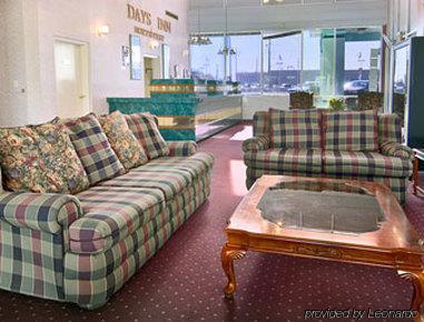 Days Inn By Wyndham Oklahoma City Fairground Interiør billede